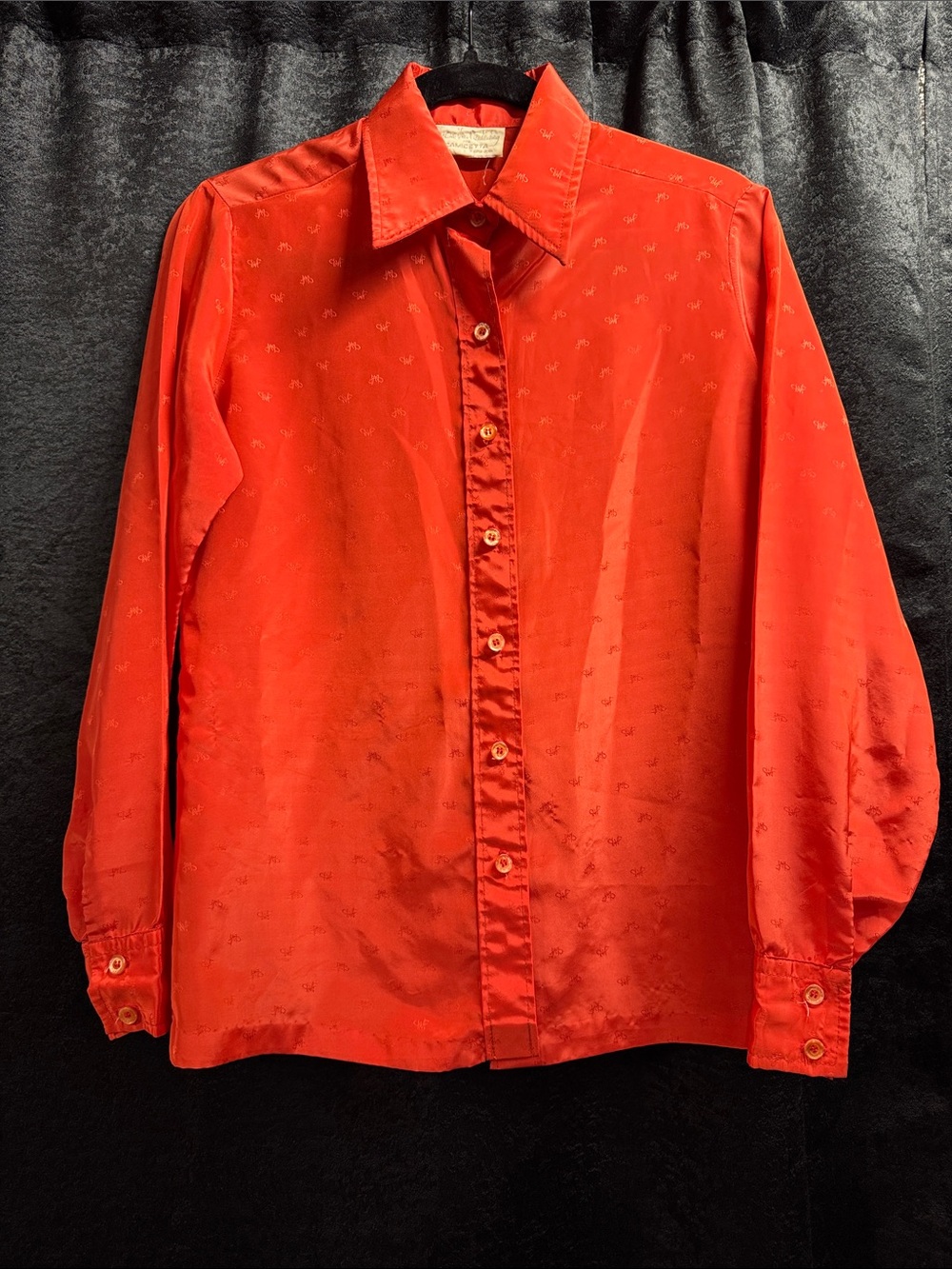 Vintage 70s Diane Von Furstenberg Dagger Collar Button-up
